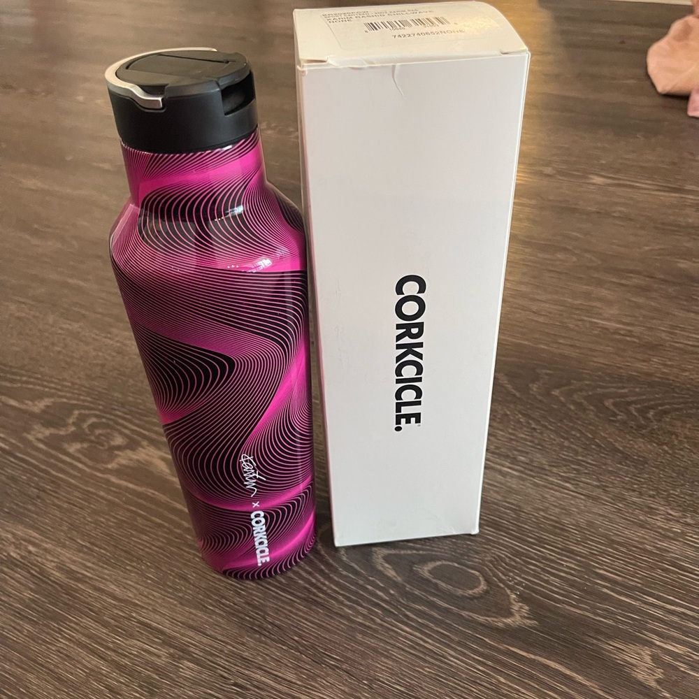 Corkcicle Vibrant Pink and Black Bottle